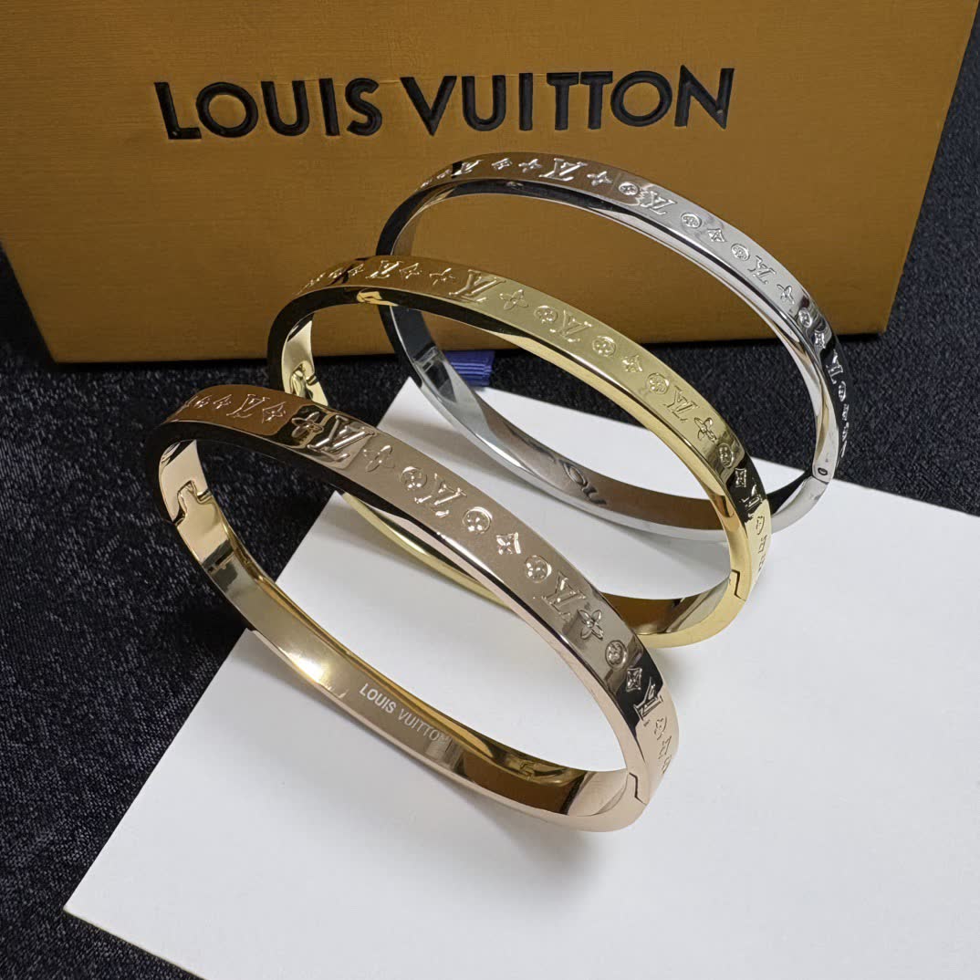 Louis Vuitton Monogram Ring Bracelet
